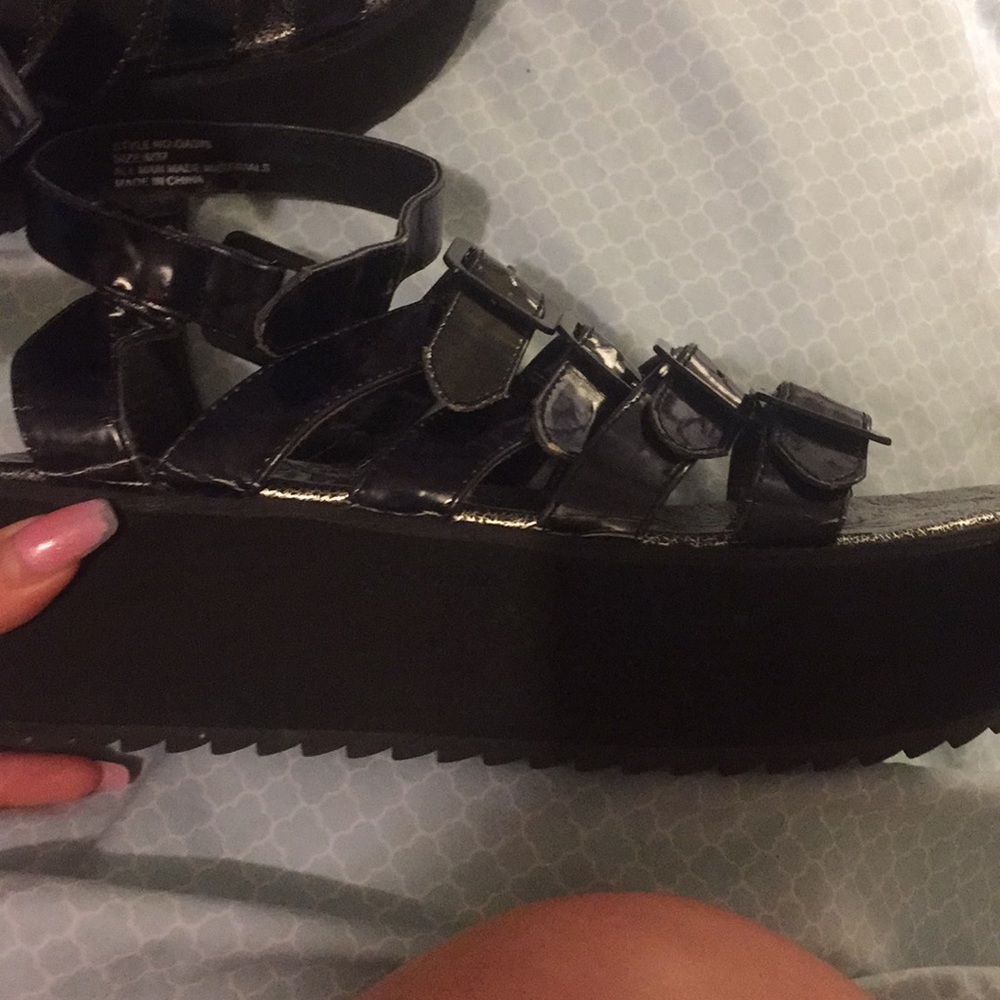 YRU platforms - Picture 2 of 6